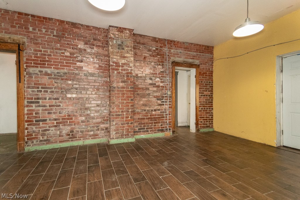 15416 Saranac Road Cleveland, OH 44110 - Photo 6 of 47