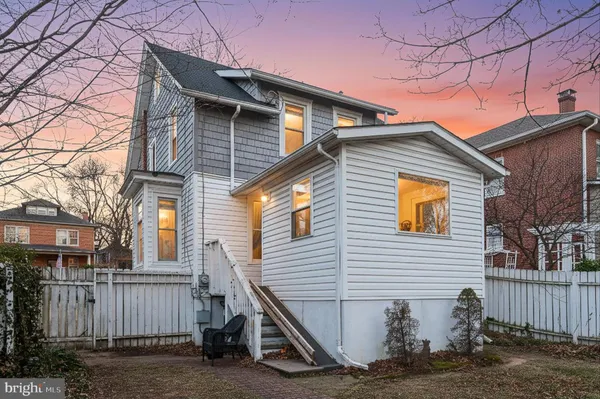 $489,000 | 312 West Cecil Street, Winchester, VA 22601