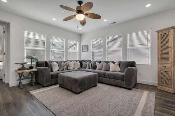 $1,249,000 | 2672 Cedar Street, Ventura, CA 93001