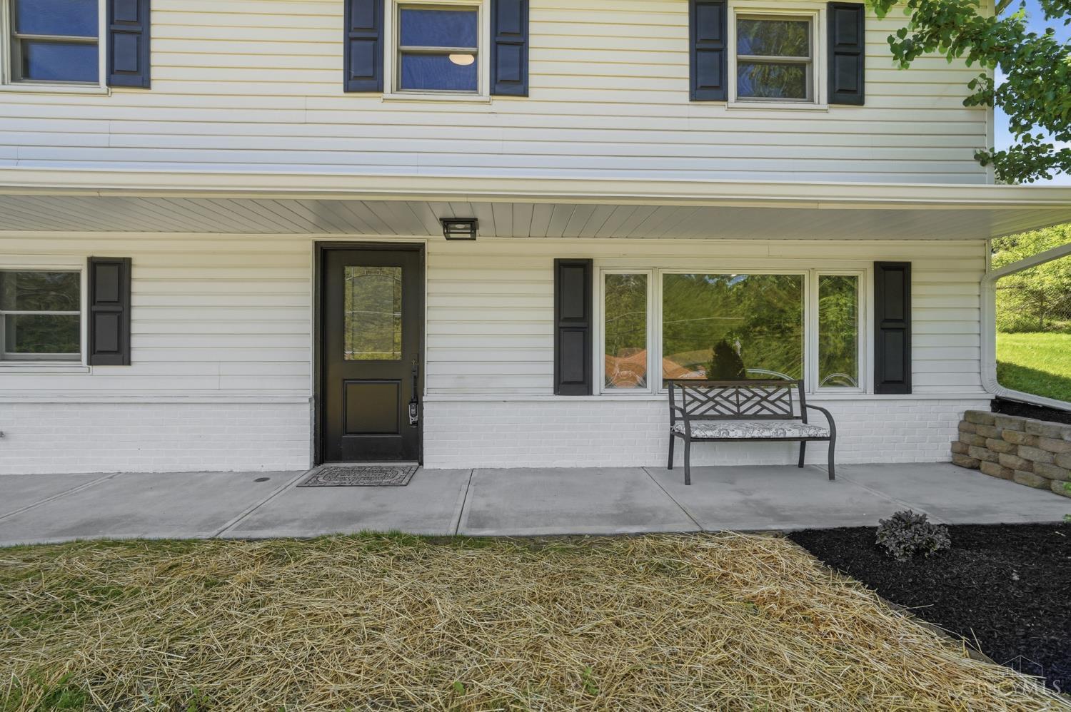 7098 Sheed Road Cincinnati, OH 45247 - Photo 2 of 28