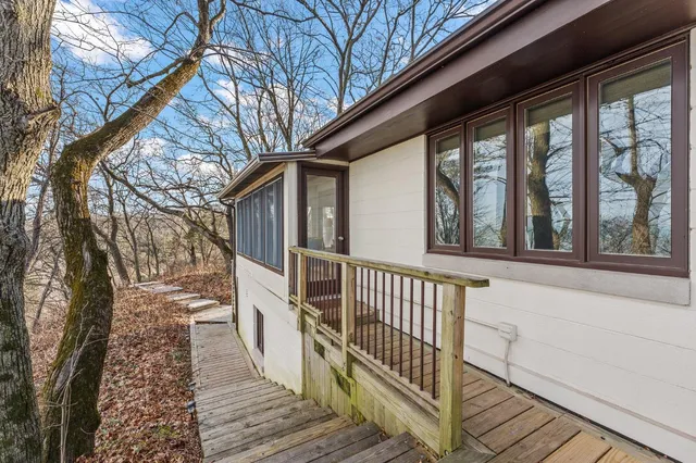a view of entryway with a front door