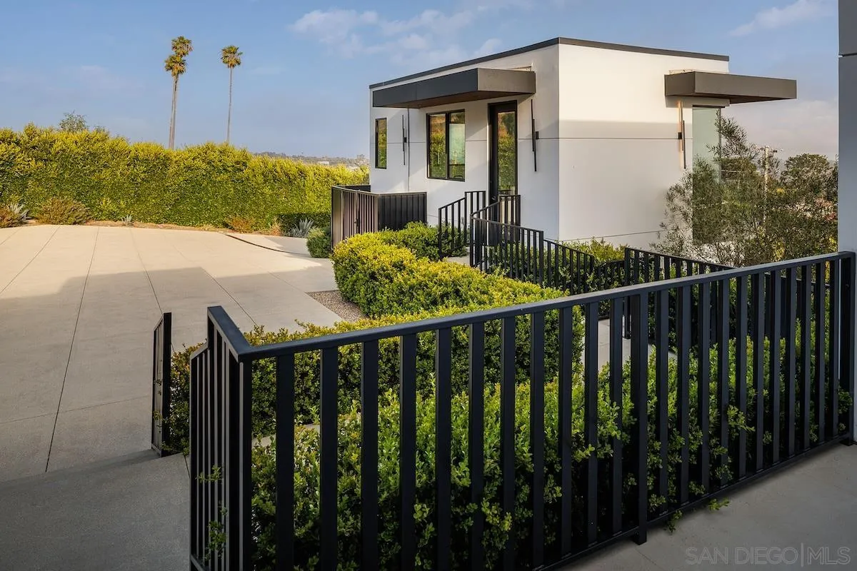 29623 Cuthbert Road Malibu, CA 90265 - Photo 46 of 65