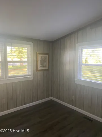 $1,600 | Undisclosed Address, Bath, NC 27808