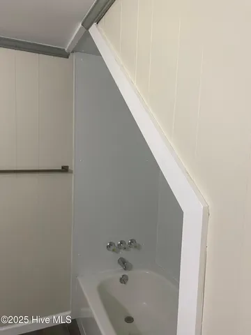 $1,600 | Undisclosed Address, Bath, NC 27808