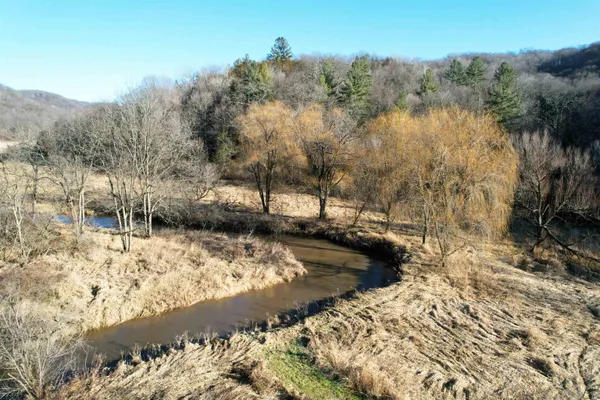 $574,000 | 30895 Brookside Lane, Blue River, WI 53518