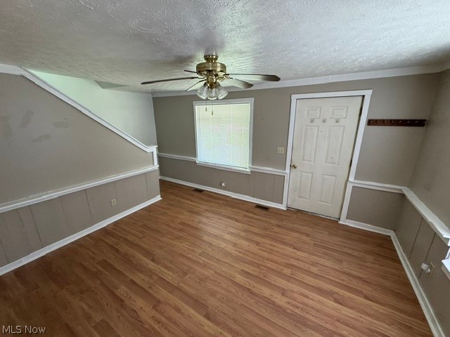 12835 Painesville Warren Road Painesville, OH 44077 - Photo 3 of 9