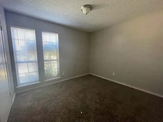 $1,900 | 6840 Margaret Drive, Forest Hill, TX 76140