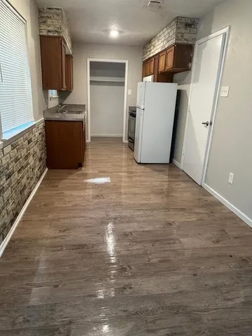 $1,900 | 6840 Margaret Drive, Forest Hill, TX 76140