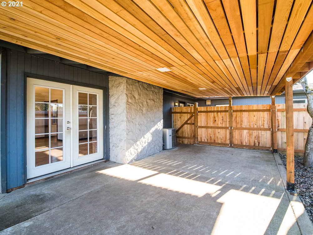 52366 Southwest 2nd Street Scappoose, OR 97056 - Photo 16 of 25 Gallery Image 16