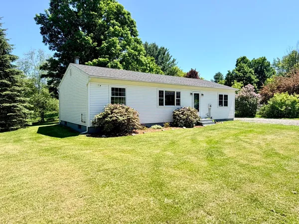 $235,000 | 13 Scottsdale Road, Newport, VT 05855