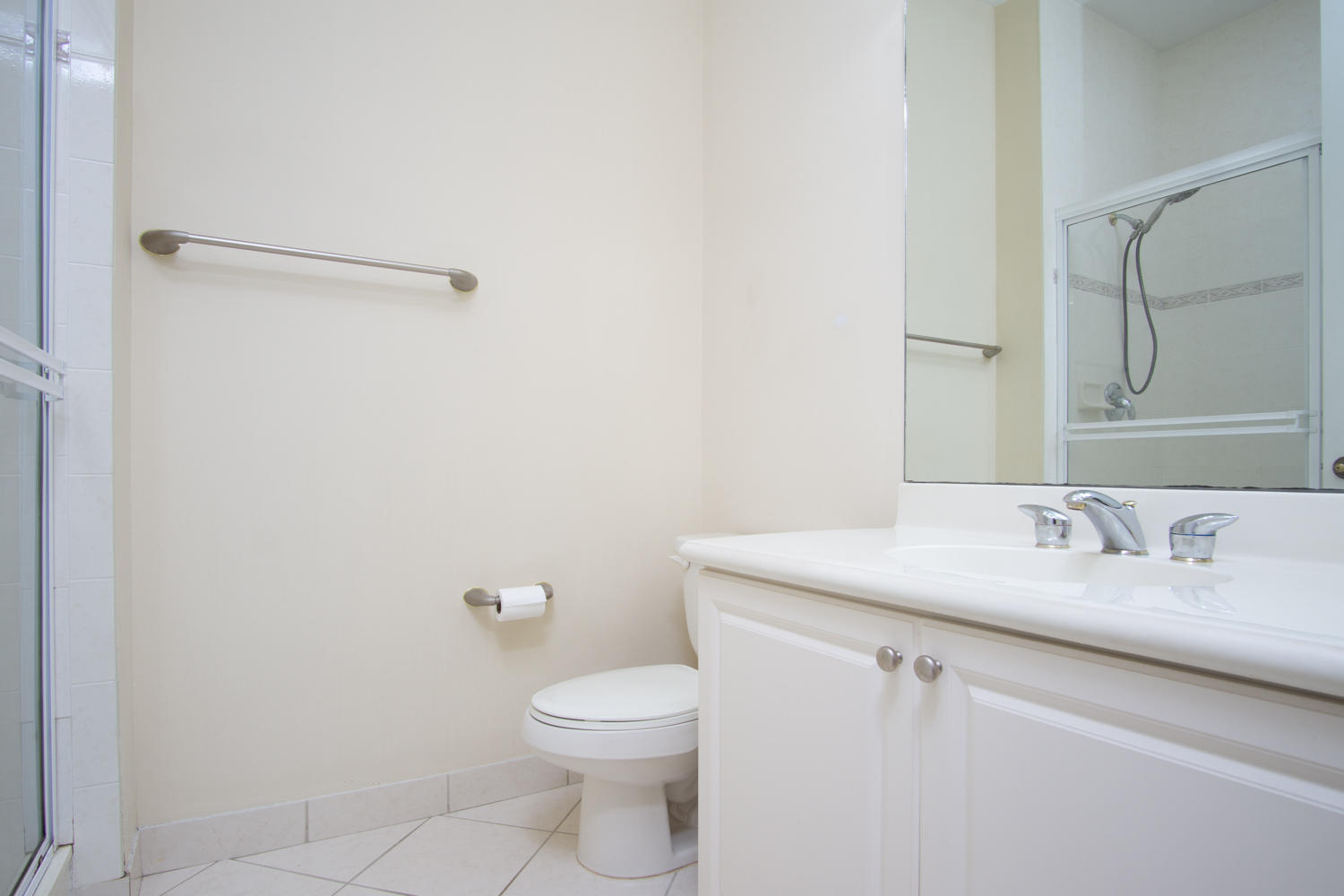1549 Frederick Small Road Jupiter, FL 33458 - Photo 19 of 36 Master Bathroom