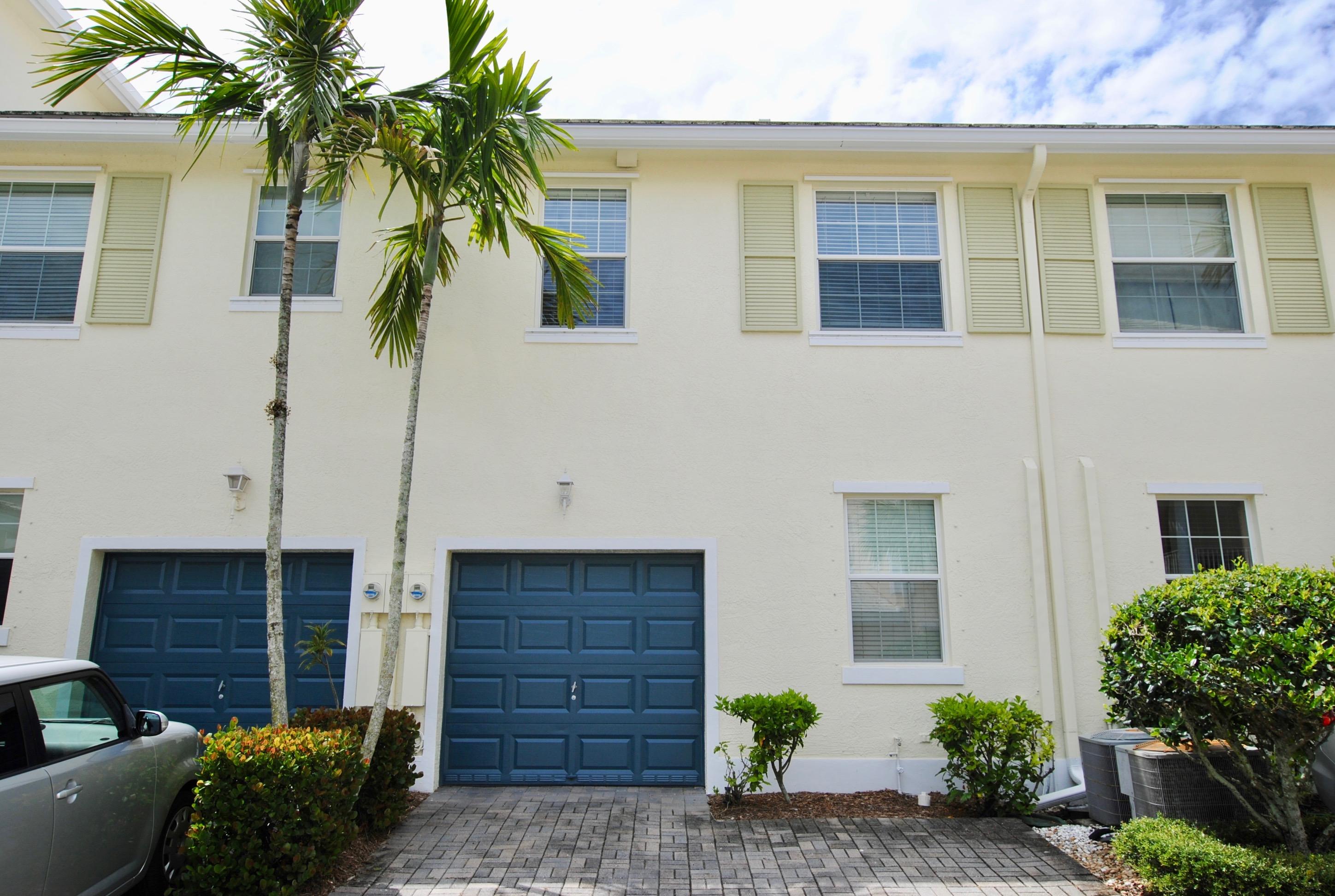 1549 Frederick Small Road Jupiter, FL 33458 - Photo 23 of 36 Exterior Rear