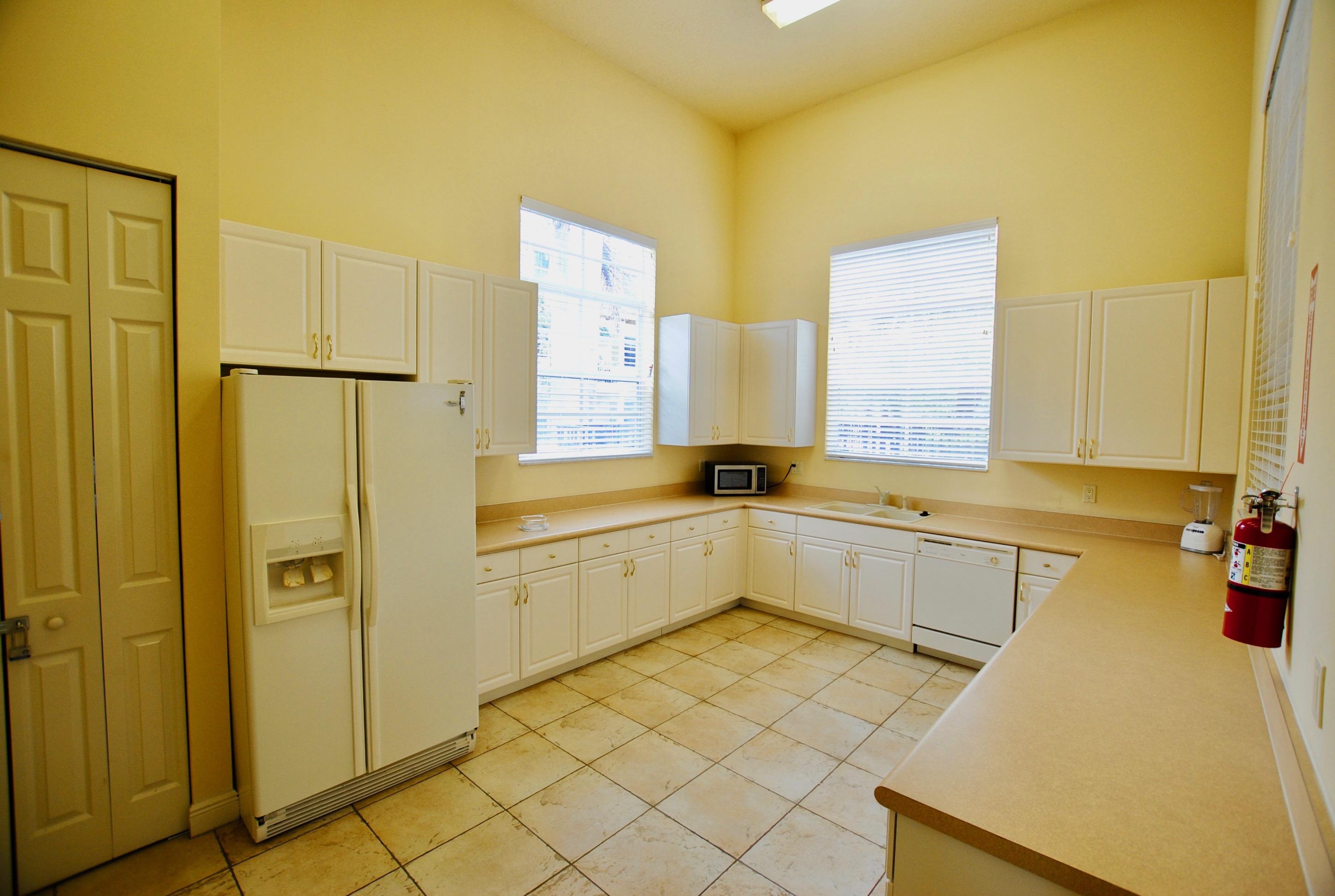 1549 Frederick Small Road Jupiter, FL 33458 - Photo 31 of 36 Club Kitchen