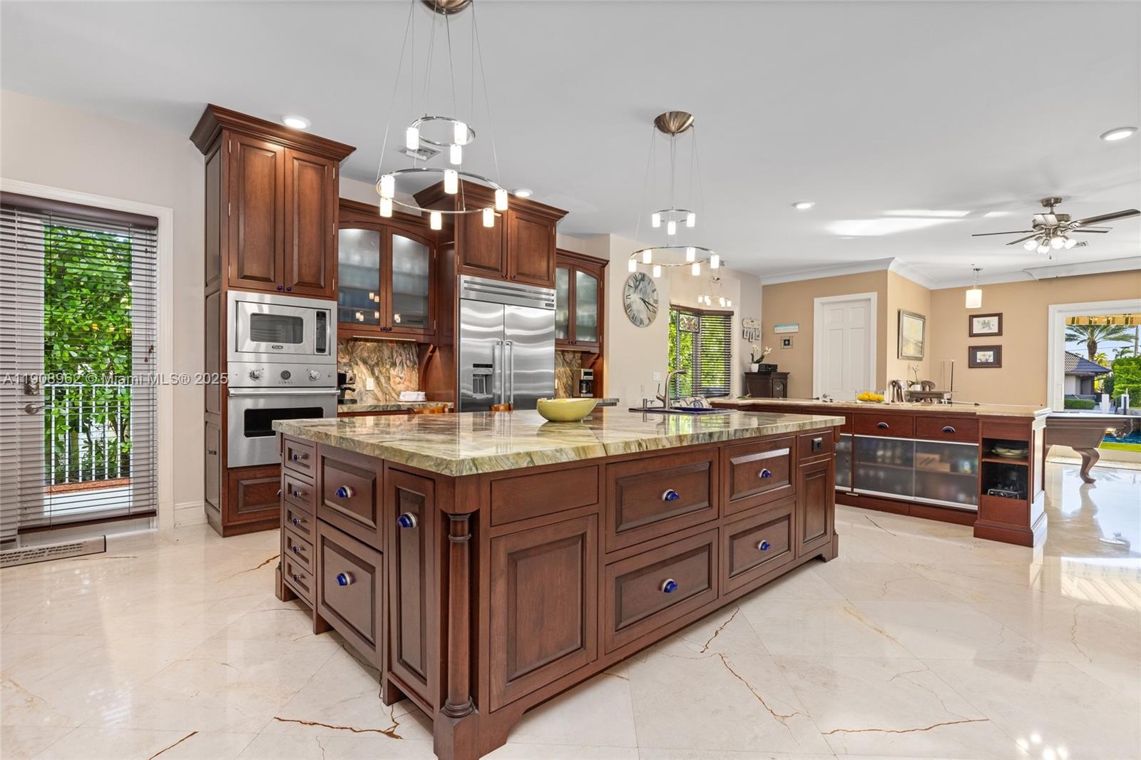 70 Bay Colony Lane Fort Lauderdale, FL 33308 - Photo 14 of 97 Huge Fully Equipped Chef's Kitchen