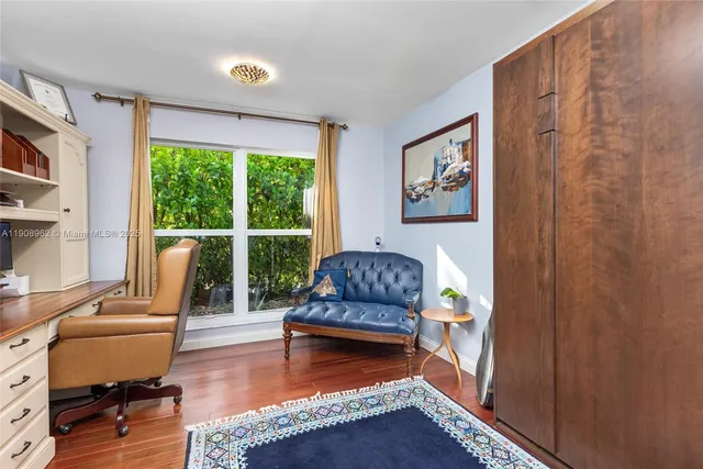 $30,000 | 70 Bay Colony Lane, Fort Lauderdale, FL 33308