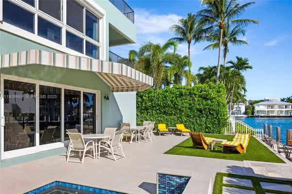 $30,000 | 70 Bay Colony Lane, Fort Lauderdale, FL 33308