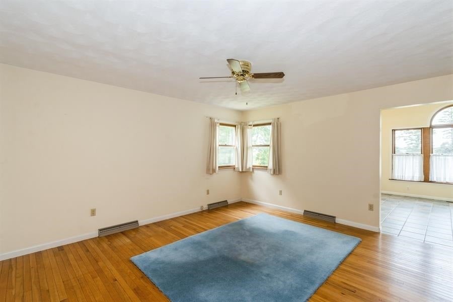 2939 Johnson Cedar Road Northeast Iowa City, IA 52240 - Photo 15 of 39 Gallery Image 15