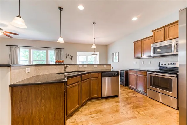 $475,000 | 23718 West 88th Terrace, Lenexa, KS 66227