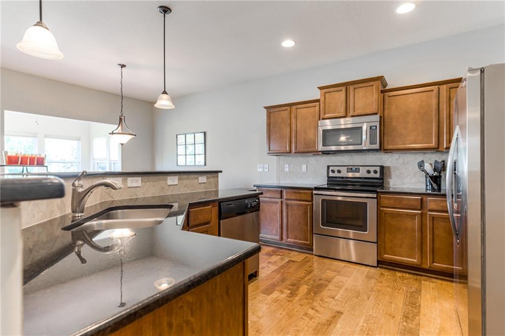 23718 West 88th Terrace Lenexa, KS 66227 - Photo 13 of 37