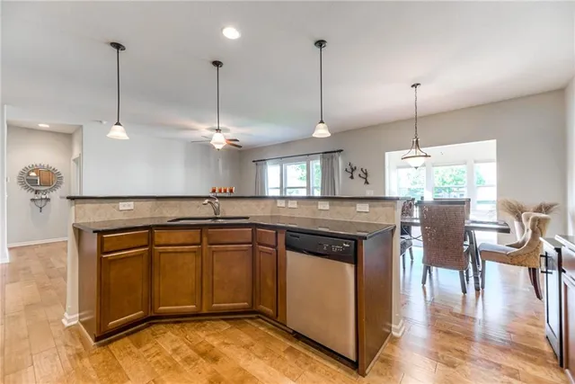 $475,000 | 23718 West 88th Terrace, Lenexa, KS 66227