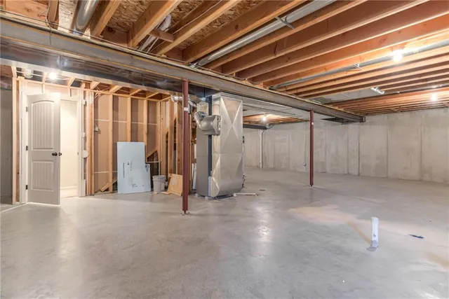 $475,000 | 23718 West 88th Terrace, Lenexa, KS 66227