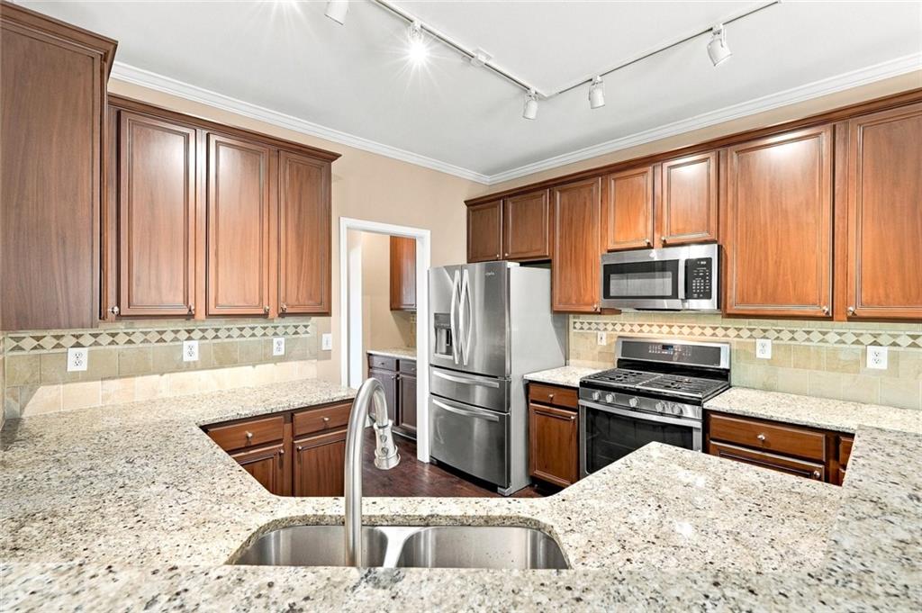238 Ribbon Leaf View Suwanee, GA 30024 - Photo 11 of 41 Gallery Image 11