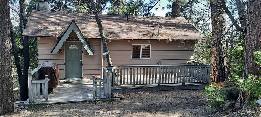 1216 Scenic Place Rimforest, CA 92378 - Photo 1 of 1 FRONT VIEW