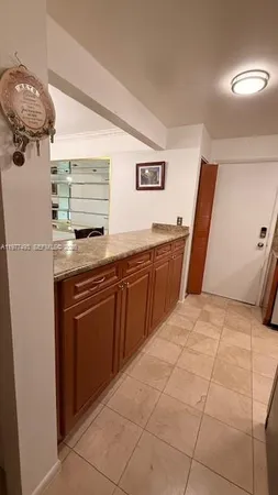 $2,750 | 8895 Fontainebleau Boulevard, Unit 111, Miami, FL 33172