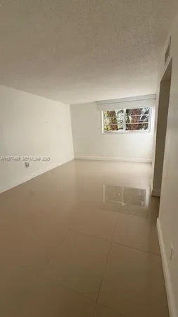 $2,750 | 8895 Fontainebleau Boulevard, Unit 111, Miami, FL 33172