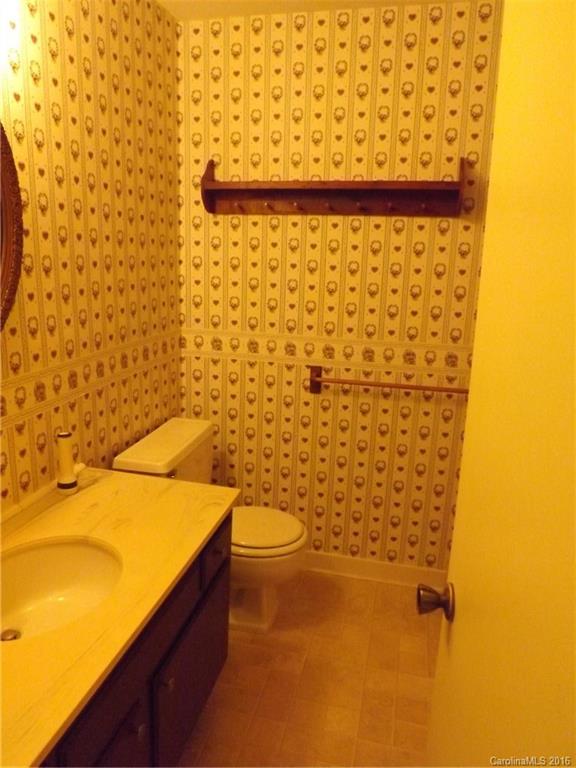 7230 Riding Trail Road, Unit 23 Charlotte, NC 28212 - Photo 7 of 20
