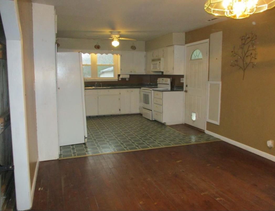2115 Warren Road Manchester, TN 37355 - Photo 3 of 22