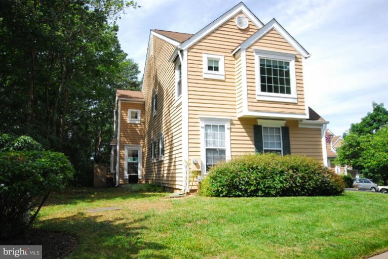1503 Deer Point Way Reston, VA 20194 - Photo 9 of 21 a view of a house with a yard