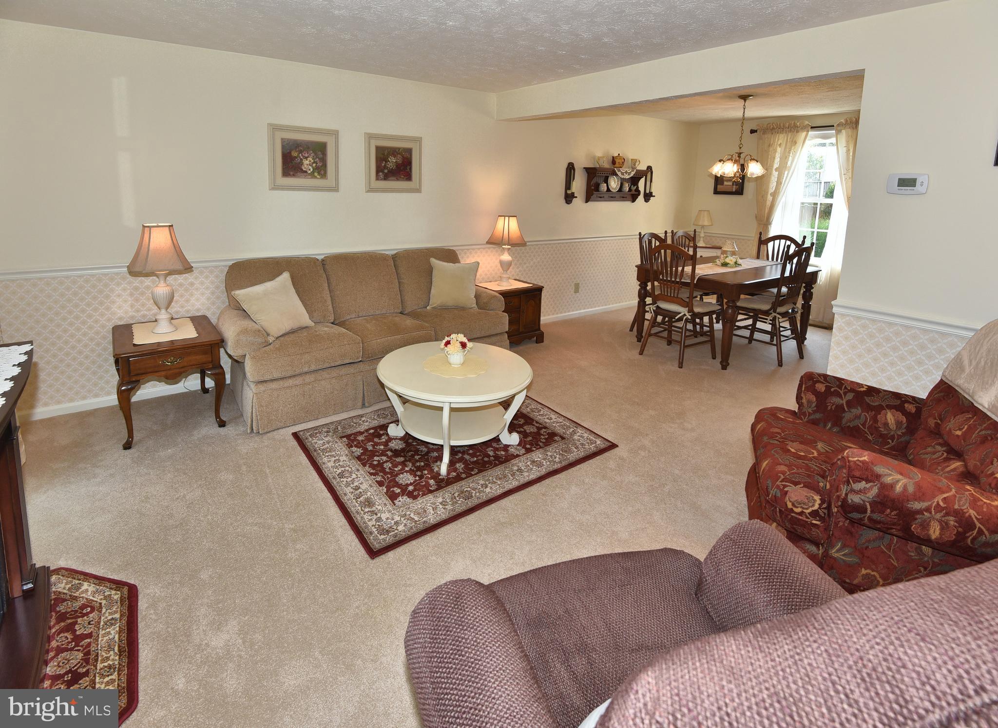 2909 Rockingham Court Pasadena, MD 21122 - Photo 5 of 49 Neutral decor in living room