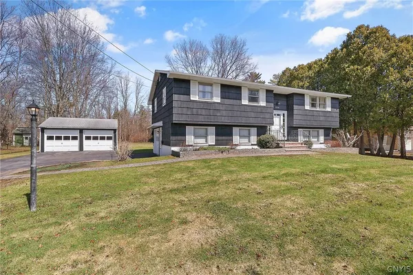 $279,900 | 8104 Maple Road, Clay, NY 13041