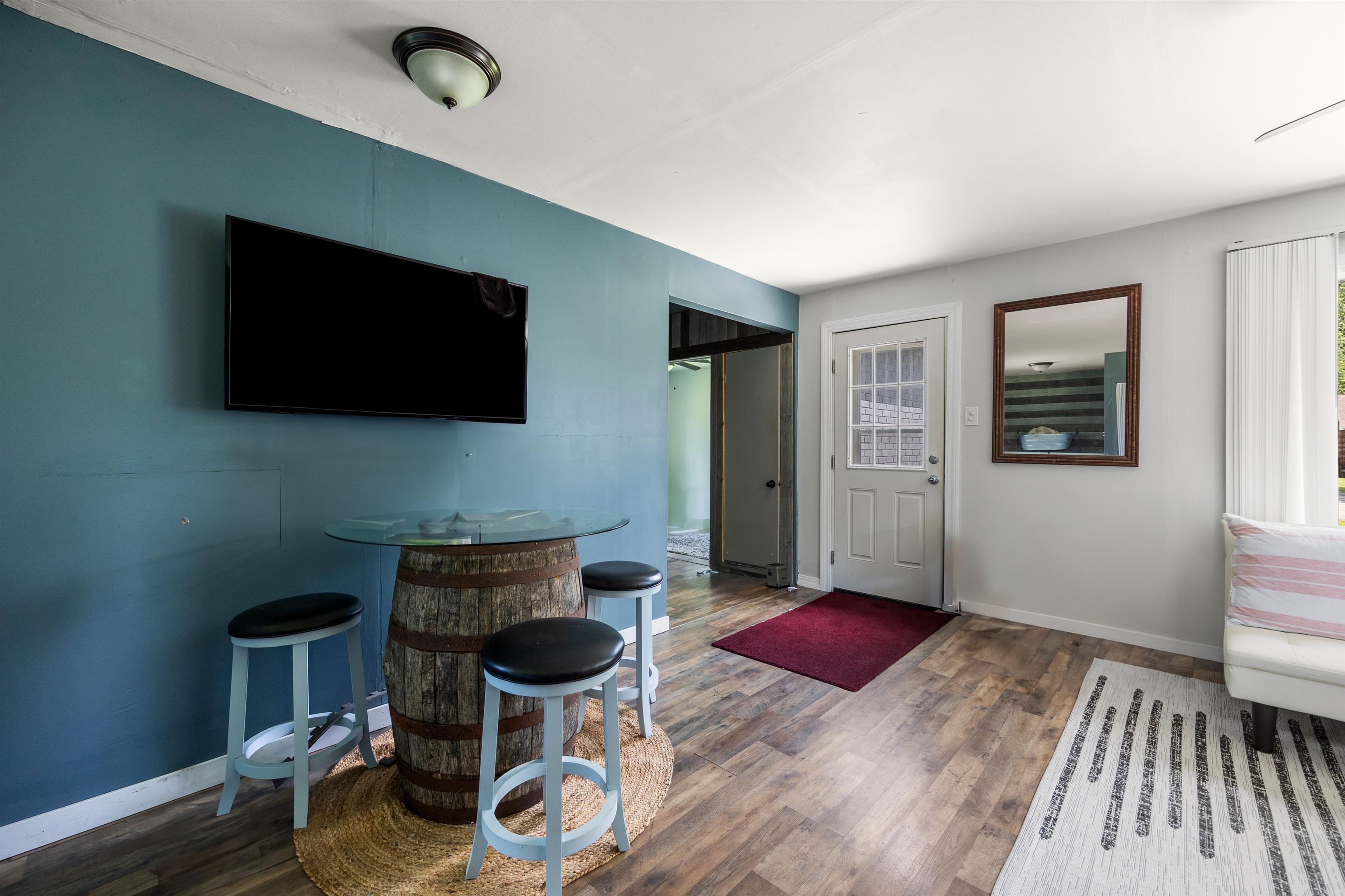 38280 Ruedisale Street New Baltimore, MI 48047 - Photo 9 of 25 50148602-c2ca8827-70f0-45cc-a870-90af95b07725.JPG