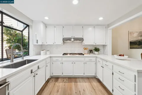 $1,028,000 | 1943 Highridge Court, Walnut Creek, CA 94597