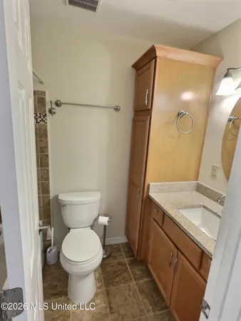 $1,695 | 3910 Yosemite Drive, Ocean Springs, MS 39564