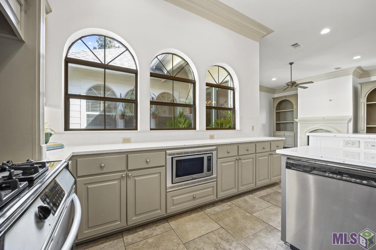 13151 Woodridge Avenue Baton Rouge, LA 70809 - Photo 8 of 24 Gallery Image 8