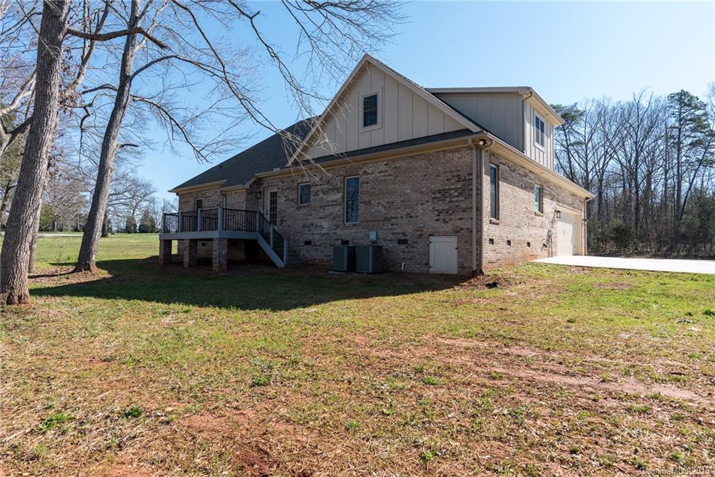 1869 Cline Farm Road Lincolnton, NC 28092 - Photo 2 of 35 Gallery Image 2