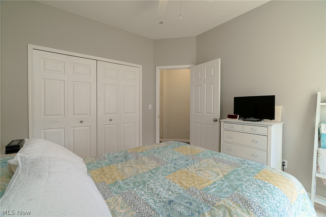 7462 Pearl Road Cleveland, OH 44130 - Photo 11 of 32 Spare Bedroom with a closet and ceiling fan