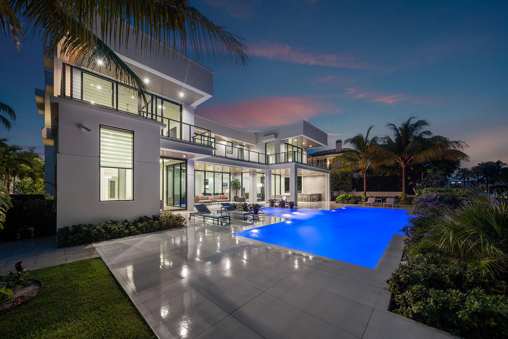 175 Alexander Palm Road Boca Raton, FL 33432 - Photo 65 of 71 175_Alexander_Palm_Road_Dusk_11