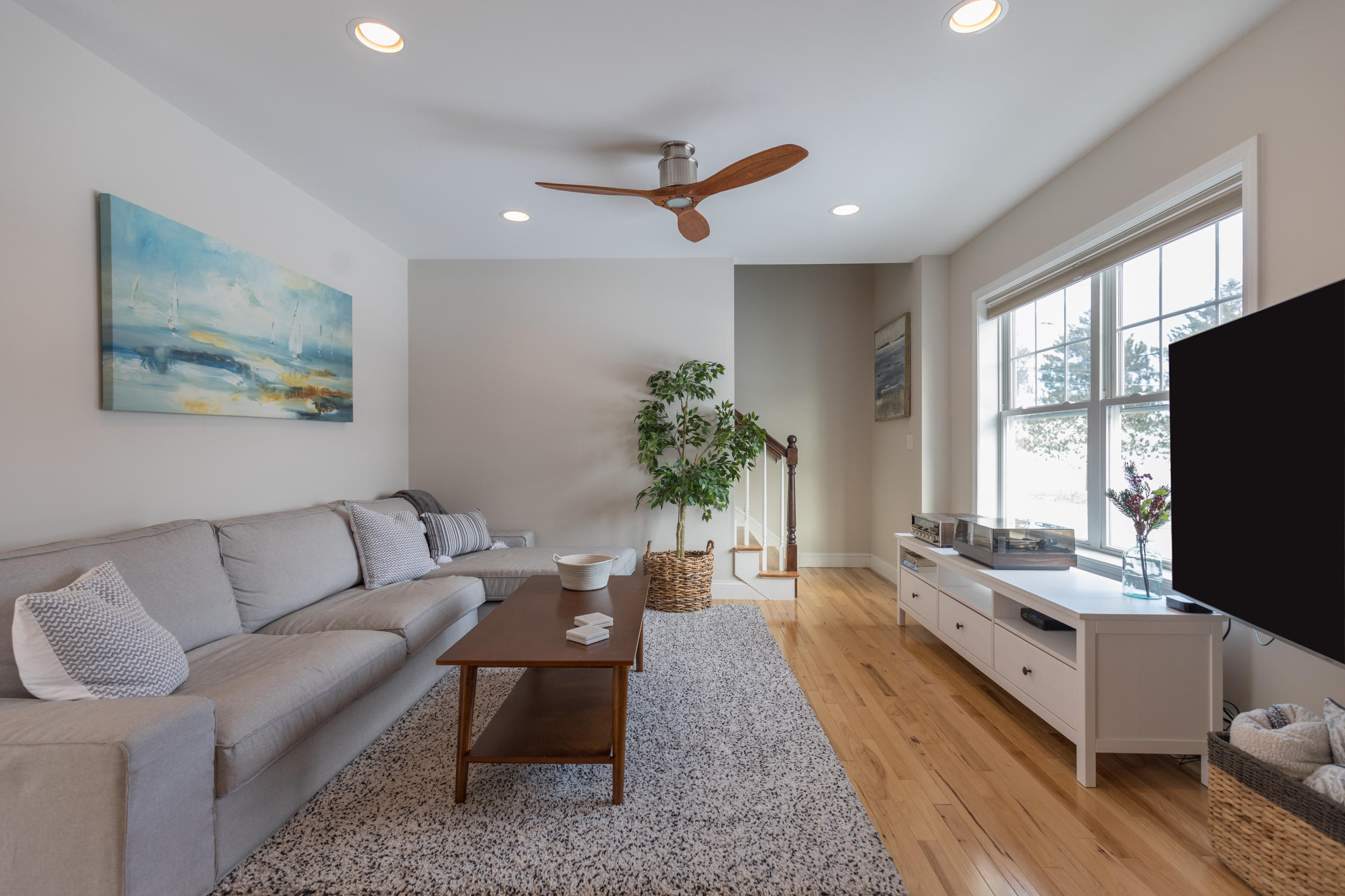 5 Cumberland Road South Portland, ME 04106 - Photo 3 of 22 5 Cumberland Road