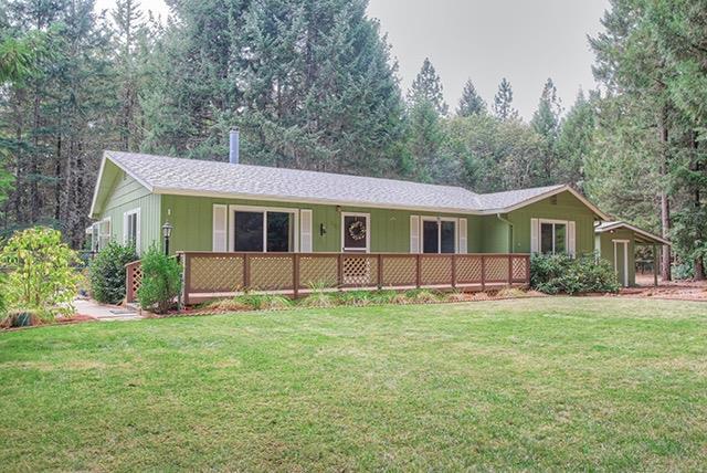898 Williamson Loop Grants Pass, OR 97526 - Photo 1 of 25 Primary Photo