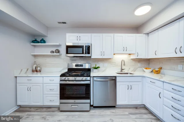 $2,000 | 2912 State Hill Road, Unit B2, Wyomissing, PA 19610