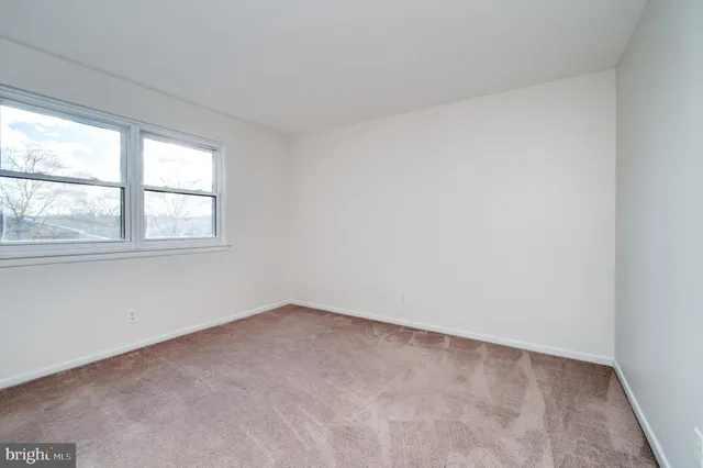 $2,000 | 2912 State Hill Road, Unit B2, Wyomissing, PA 19610