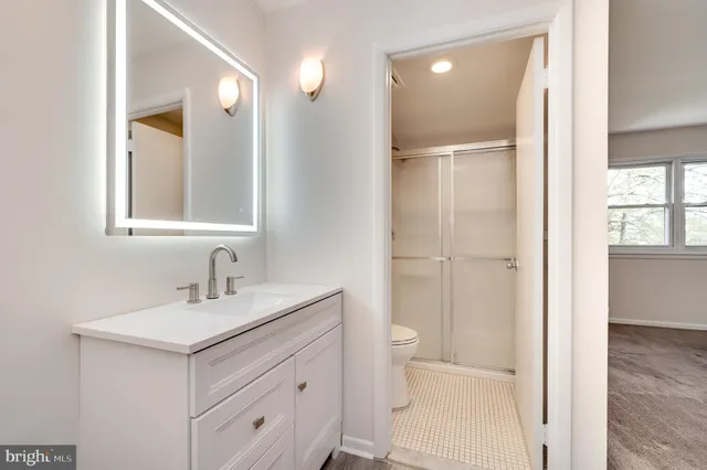 $2,000 | 2912 State Hill Road, Unit B2, Wyomissing, PA 19610