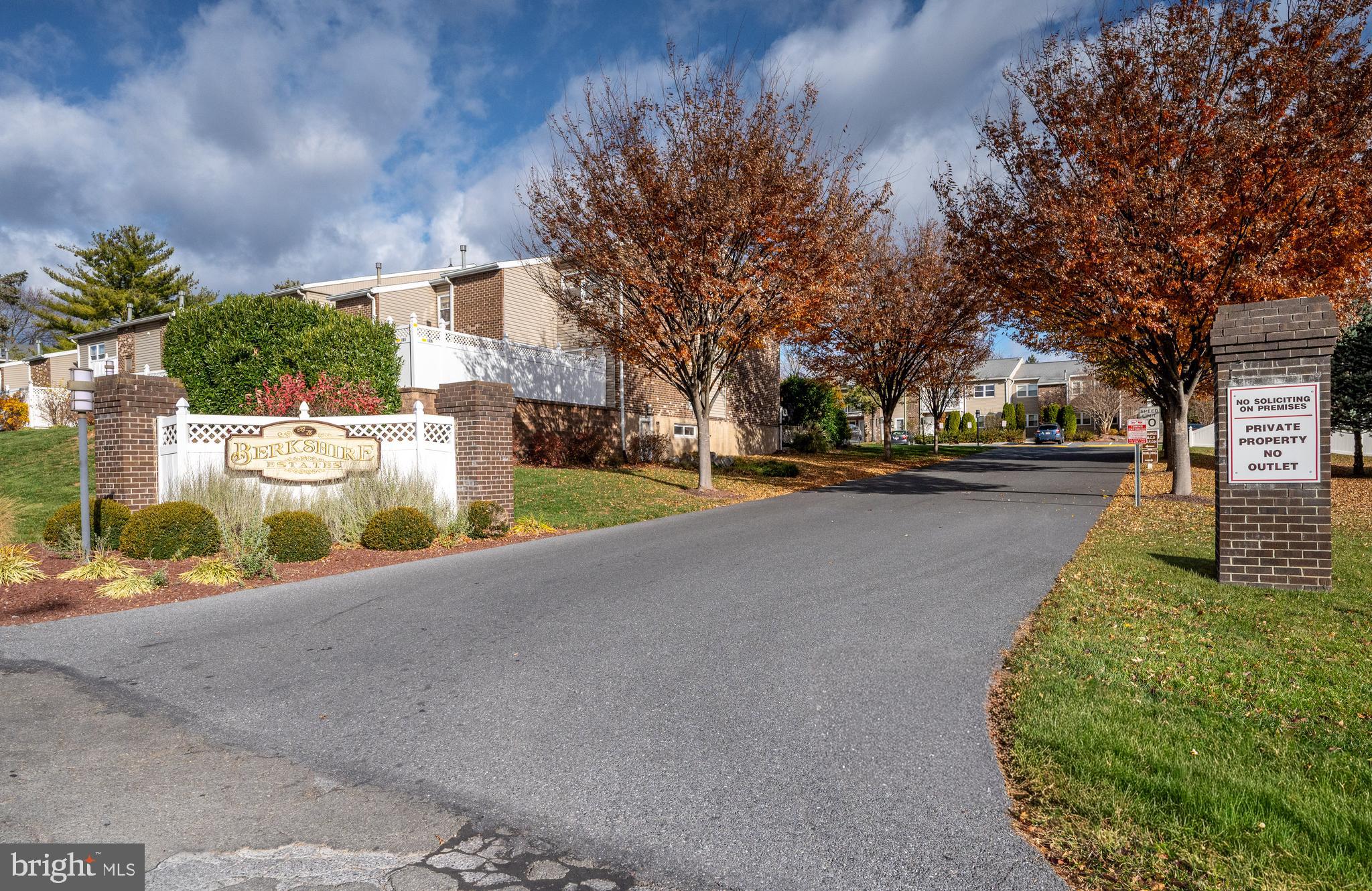 2912 State Hill Road, Unit B2 Wyomissing, PA 19610 - Photo 38 of 40