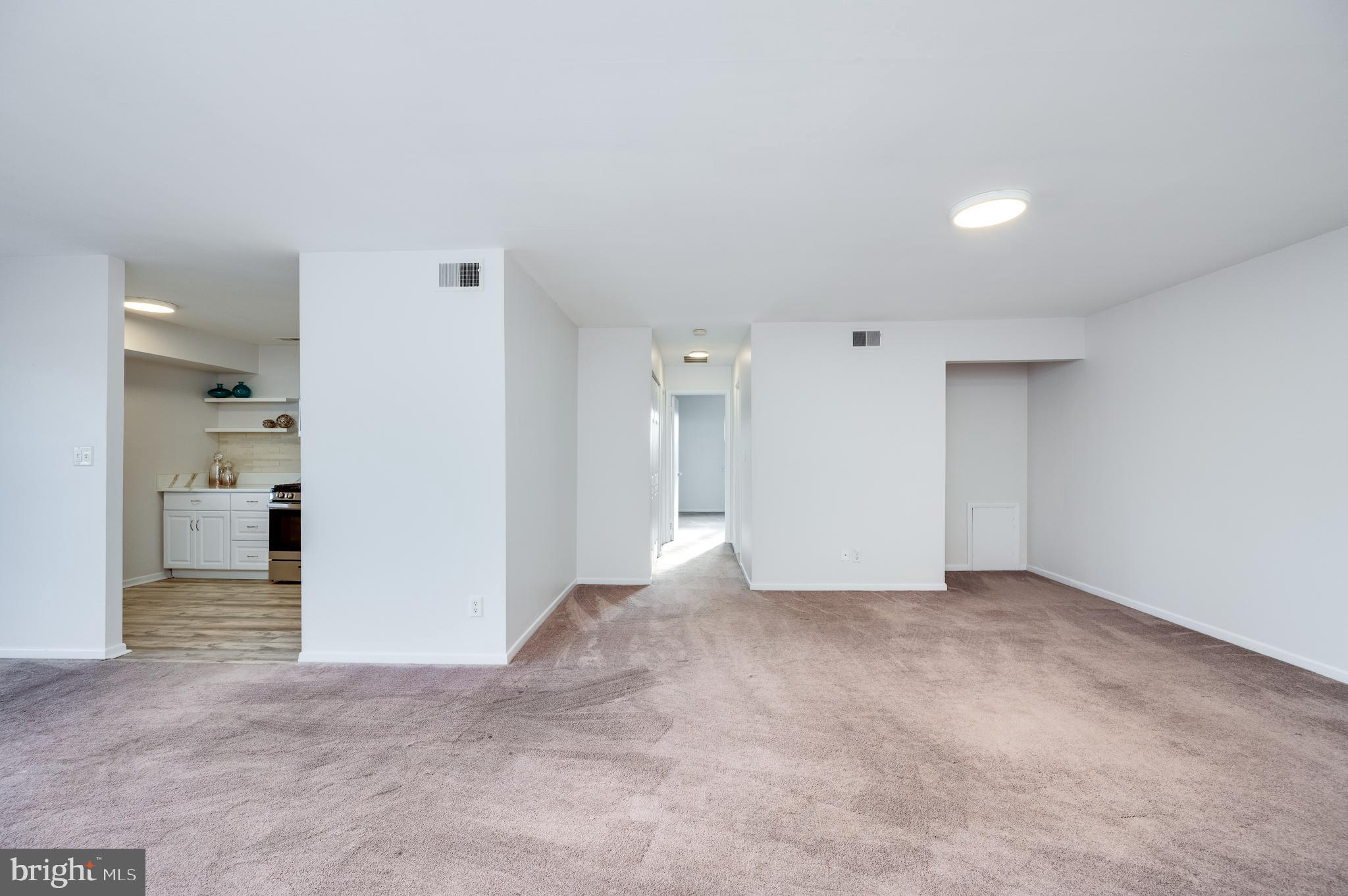 2912 State Hill Road, Unit B2 Wyomissing, PA 19610 - Photo 5 of 40