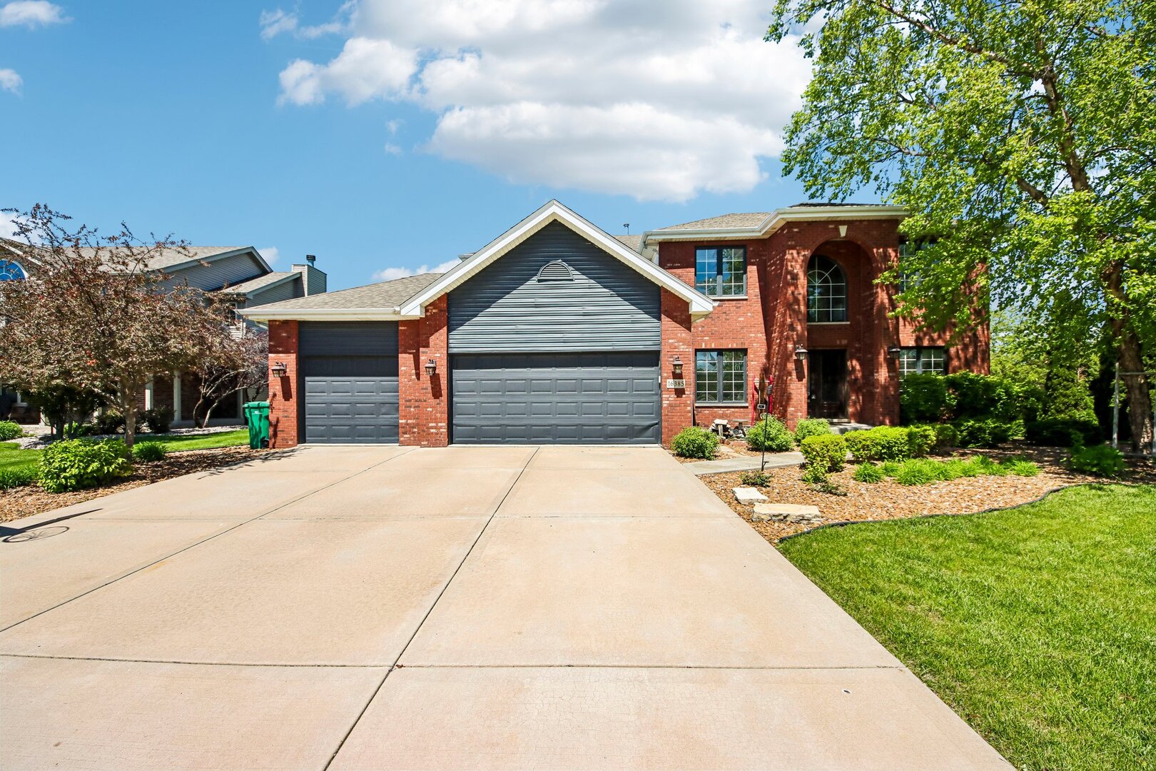 16385 Celtic Circle Manhattan, IL 60442 - Photo 1 of 50
