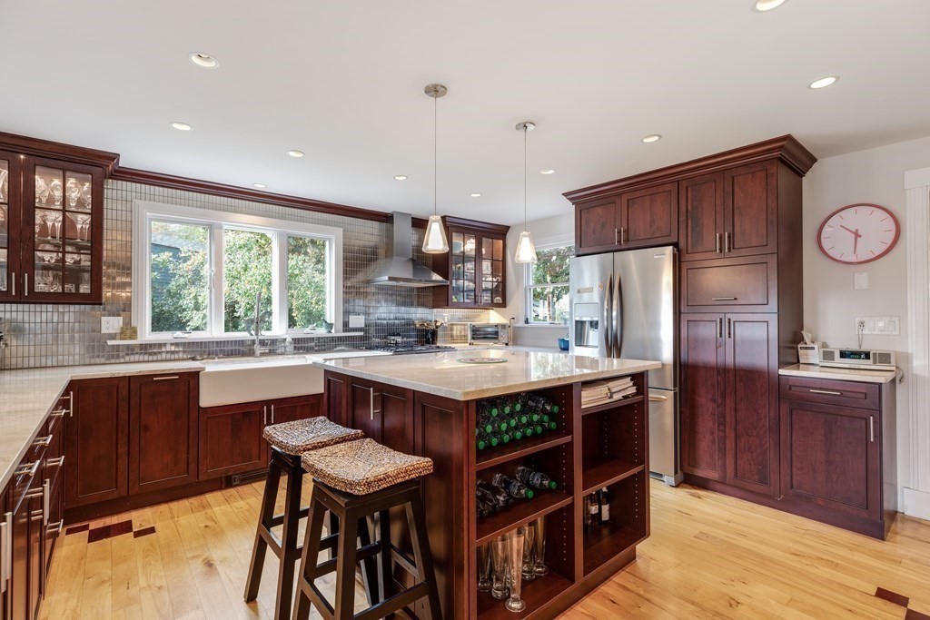224 Bellevue Road Quincy, MA 02171 - Photo 5 of 31 Gallery Image 5